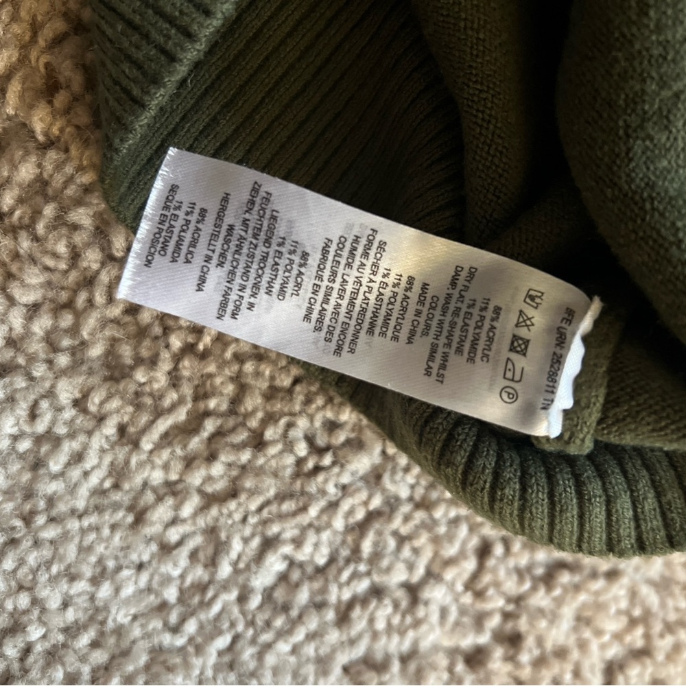 Women’s French Connection Olive Green Ribbed Knit Turtleneck Sweater - Picture 5 of 7